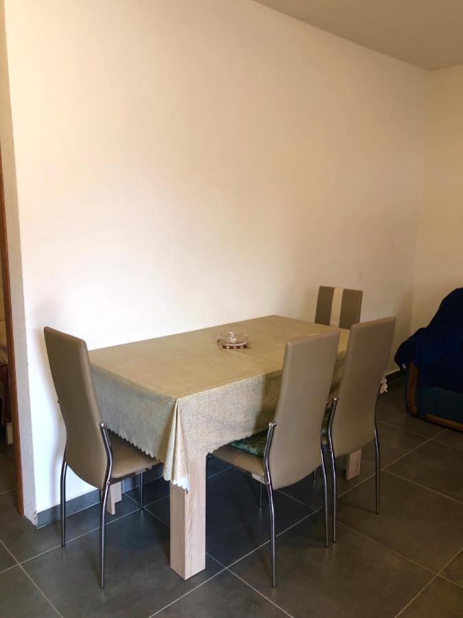 Apartmani Janja Starigrad Paklenica Buitenkant foto