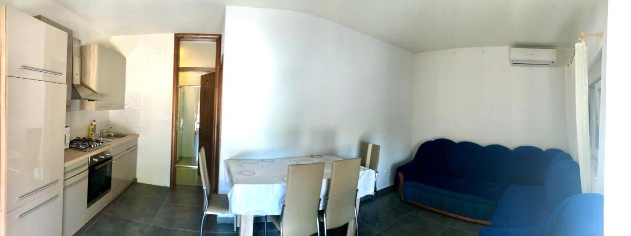 Apartmani Janja Starigrad Paklenica Buitenkant foto