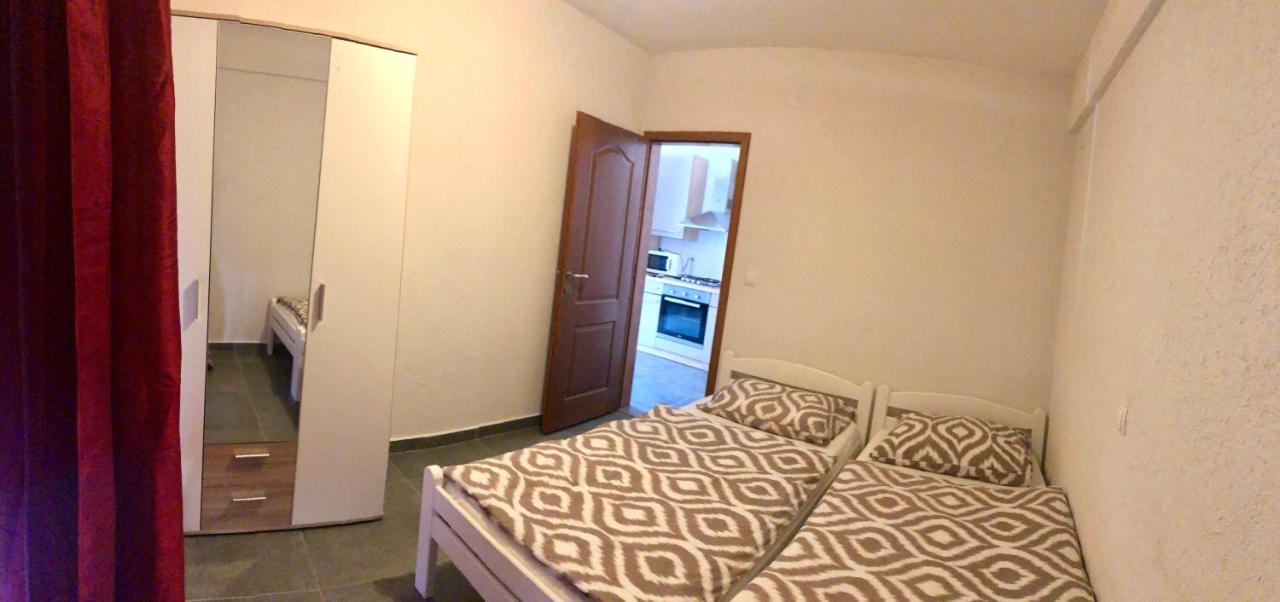 Apartmani Janja Starigrad Paklenica Buitenkant foto