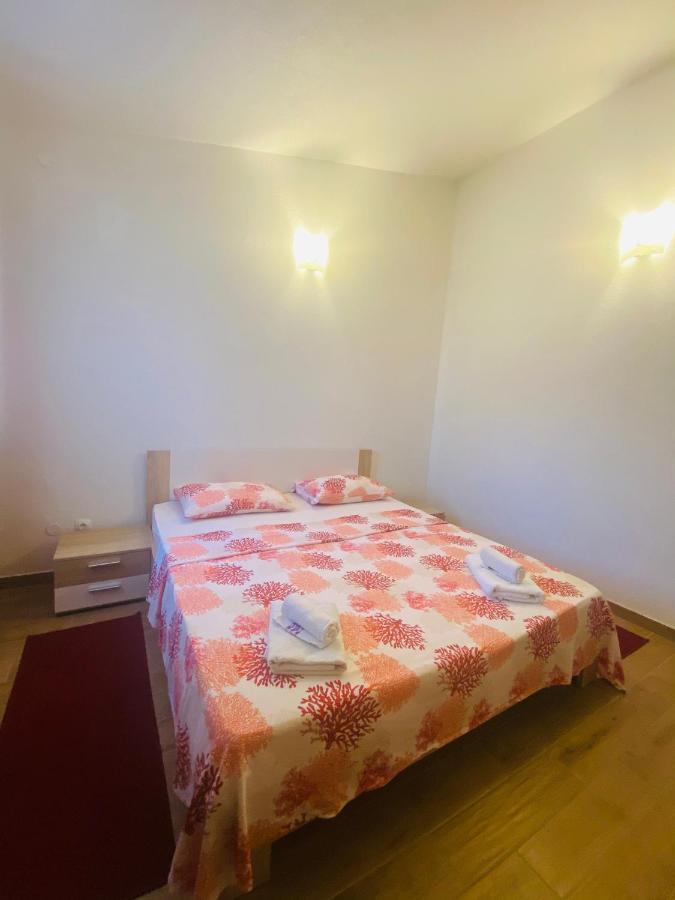 Apartmani Janja Starigrad Paklenica Buitenkant foto
