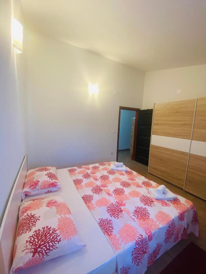 Apartmani Janja Starigrad Paklenica Buitenkant foto